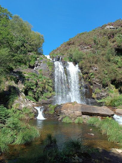 Fervenza río Xestosa en Lugo