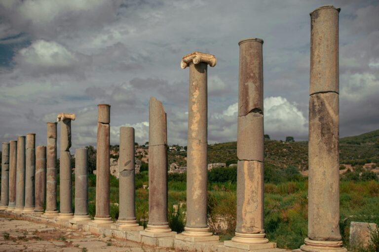Pilares del ecoturismo: conceptos clave y principios esenciales